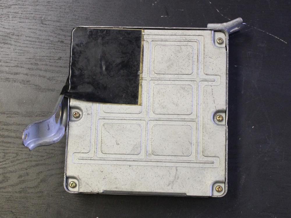 TOYOTA ECU IPSUM ENGENE CONTROL UNIT ECU PCM 89661-44010 3S-FE A/T: Image 1